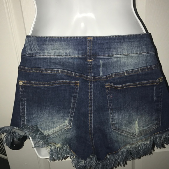 Altar'd state jean shorts - Picture 2 of 3